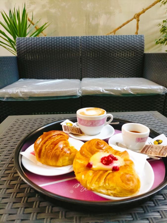 Lanzies Guesthouse Rome Bagian luar foto